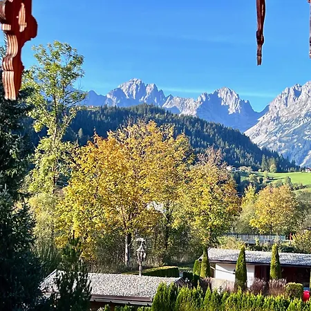 Hideaway Design By Belle 샬레