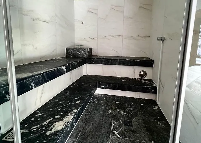 Hideaway Design By Belle 키츠부헬