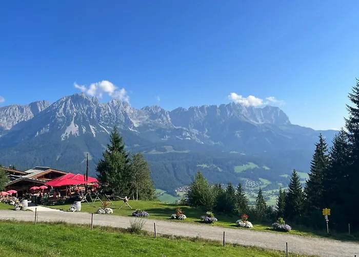 Hideaway Design By Belle 샬레