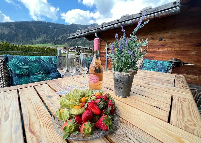 Hideaway Design By Belle 샬레